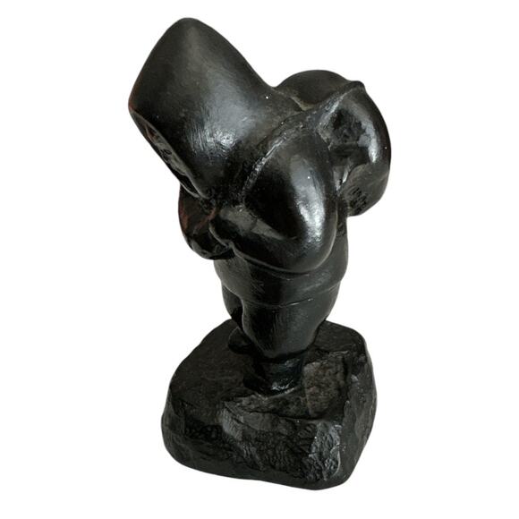 Vintage BOMA Indigenous Inuit Seal Hunter Figurine Vancouver Canada - Picture 3 of 8